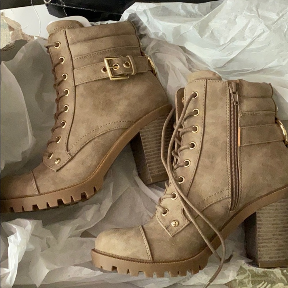 GBG Los Angeles Joden Bootie